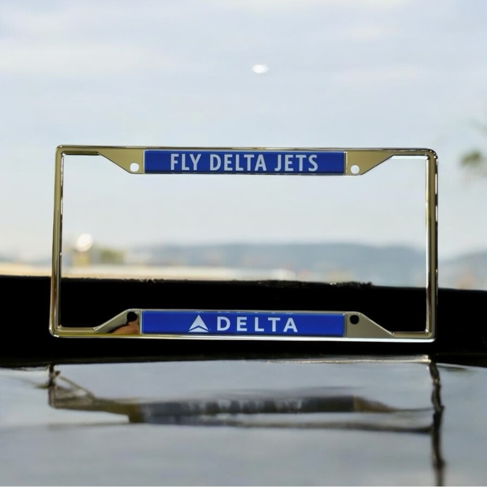 Delta Air Lines Official License Plate Frame Collectible FLY DELTA JETS Blue New - Picture 11 of 14